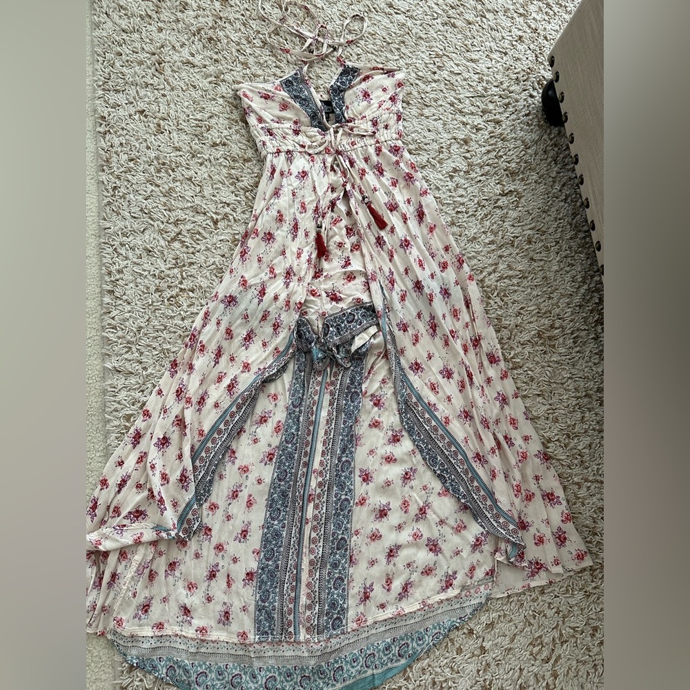 Beautiful romper/jumpsuit EUC 🌷